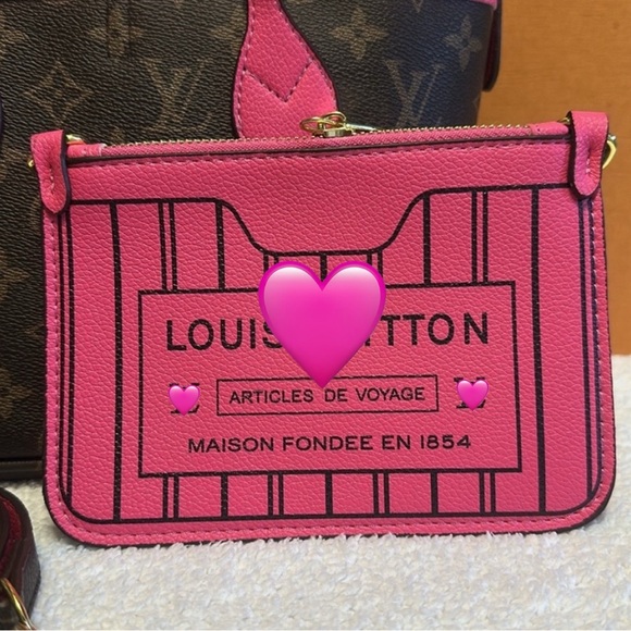 🩷Valentine Special!!🩷
Brown & Pink Reversible Women's Bag Set - Picture 2 of 4